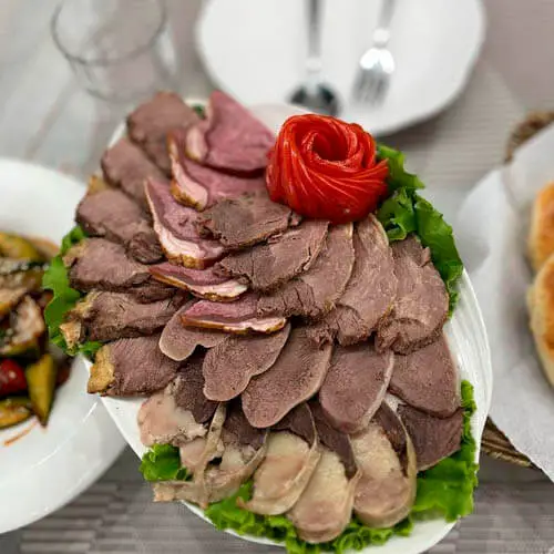 Ресторан Миллион в курорт Сарыагаш Ресторан Миллион в курорт Сарыагаш