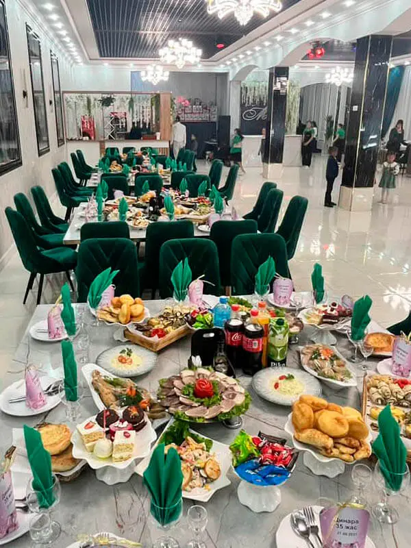 Ресторан Миллион в здание, помещение Сарыагаш Ресторан Миллион в здание, помещение Сарыагаш